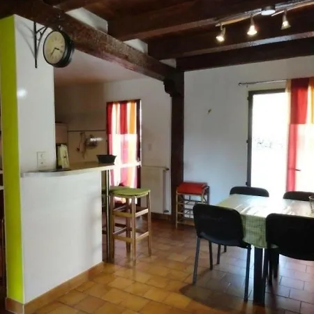 House Calamane - 8 Pers, 0 M2, 6/5 1 *